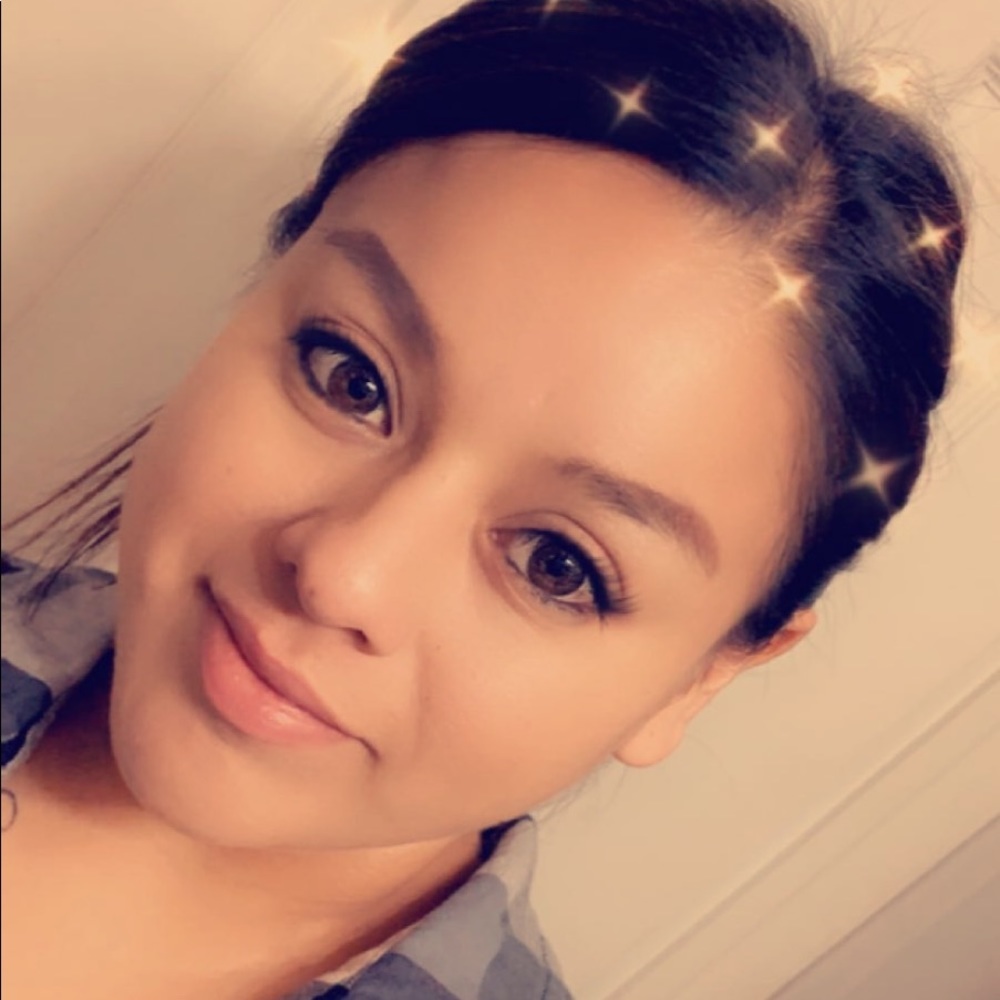 Meet your Posher, Paulina